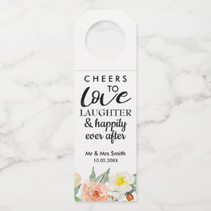 Etiqueta Para Garrafa Peach & White Floral Cheers to Love Wedding Favor