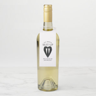 Etiqueta Para Garrafa Traje Preto de Casamento e Gravata Proposta para P