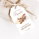 Etiqueta Para Presente Aniversário da Vintage Aircraft Biplane Boy Gift<br><div class="desc">Tratar todos os pilotos no hangar com esta etiqueta de festa de aniversário antiga do avião. Localizar itens correspondentes em nosso compro (esta versão tem um fundo gráfico padrão,  para um fundo sólido,  veja nossa coleção)!</div>