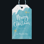 Etiqueta Para Presente Aqua Teal Watercolor Beach-Themed Felry Christmas<br><div class="desc">A design de etiquetas de presentes de Natal Merry-Christmas da Boutique Co. náutica apresenta uma tipografia branca com guiões brancas,  definida em um fundo aquaal de aqua teal. O design é acentuado com manchas de lacrimejo de cor aquosa e estrelas-do-mar de cor aquosa. #NatalCosteiro #MarcasDePresente</div>