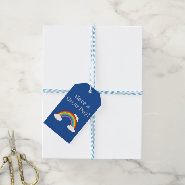 Etiqueta Para Presente Arco-íris com Nuvens Brancas | Personalizar (Com cordão)