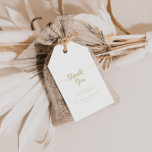 Etiqueta Para Presente Casamento Dourado Minimalista Da Caligrafia Obriga<br><div class="desc">Este obrigado de casamento de caligrafia minimalista de ouro que você favorece são perfeitos para uma recepção de casamento rústica. O design simples e elegante apresenta a tipografia clássica e de rico em ouro. Personalize essas etiquetas com uma mensagem curta, seus nomes e sua data de casamento. Você pode alterar...</div>