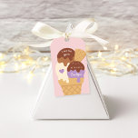 Etiqueta Para Presente Ice Cream Sundae Kids Birthday Thank You Favor<br><div class="desc">Designed to match our ice cream sundae kids' birthday party invitations,  these cute favor tags feature a three scoop cone with the words "thank you" and a signature in cute retro vintage style lettering.</div>