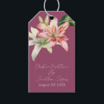 Etiqueta Para Presente Lírios Rosa e Branco Românticos na Fúsia<br><div class="desc">Estas etiquetas de presentes românticas apresentam um fundo cor de fúchsia com lírios brancos e cor-de-água. No topo está impresso um delicado buquê floral de flores lírios e verde.</div>