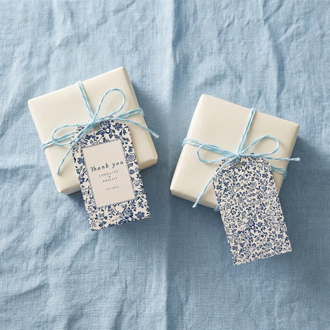 Etiqueta Para Presente Navy Chinoiserie Floral Wedding Thank You (Navy Chinoiserie Floral Wedding Thank You Gift Tags)