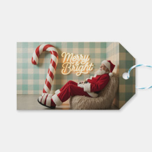 Etiqueta Para Presente Papai Noel retrô relaxando em uma poltrona fofa