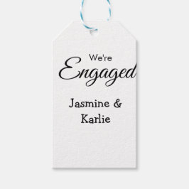 Etiqueta Para Presente We are engaged couple name romantic stylish simple