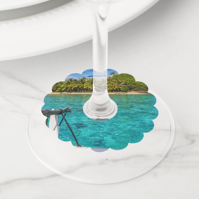 Etiqueta Para Taça De Vinho Lagoa Bora Bora (Close Up)