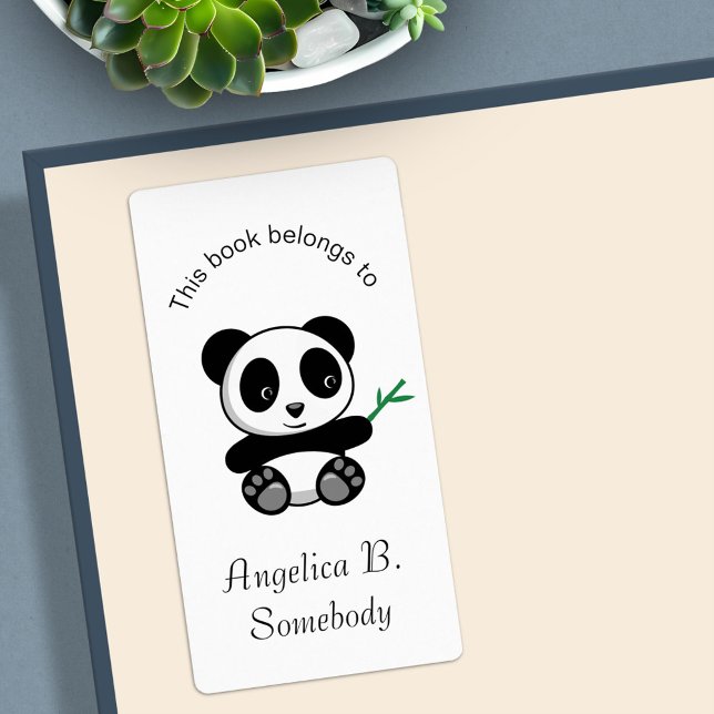 Etiqueta Pequeno Panda Bonito com um Bamboo Stick (Criador carregado)