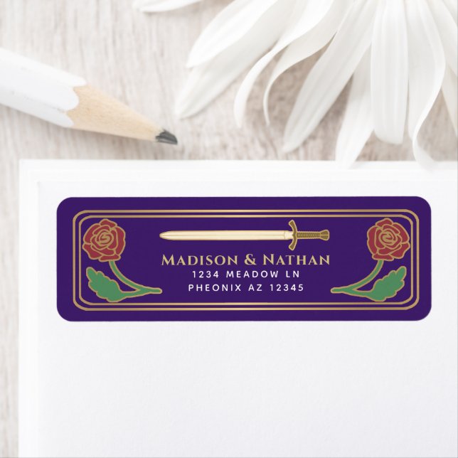 Etiqueta Purple Medieval Fantasy Gold Sword Wedding Label (Insitu)