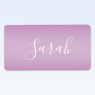 Etiqueta Roteiro de texto branco e ombre suave mauve editáv