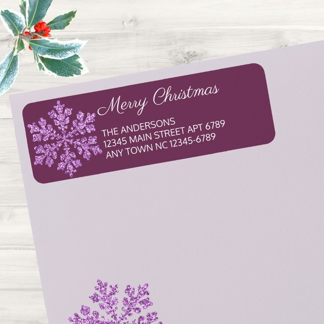 Etiqueta Snowflake Plum Bling informal Natal (Custom address labels in deep plum purple with a faux glitter snowflake add a little glam)