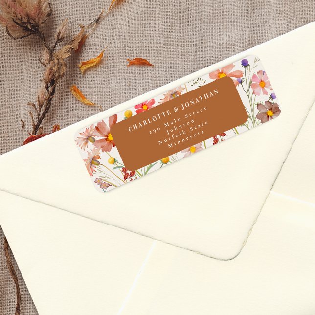Etiqueta Terracotta Boho Fall Casamento Floral (Boho rustic fall floral wedding return address label elegant terracotta burnt orange wildflowers)