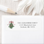 Etiqueta Winter Greenery Christmas Mistletoe Return Address<br><div class="desc">Esta etiqueta de endereço de volta de Natal apresenta um gráfico de emblema de inverno e texto personalizado para o seu nome e endereço.</div>