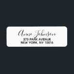 Etiquetas de Endereço de Retorno de Nome Personali<br><div class="desc">Etiquetas de endereço de retorno de nome personalizado. Etiquetas de autocolante em branco para correio e favoritos para festas. Modelo de tipografia elegante e na moda. Texto personalizável e cor de fundo. Design para casamento, chá de panela, noivado, aniversário, aniversário etc. Crie o seu próprio apelido de família / sobrenome....</div>