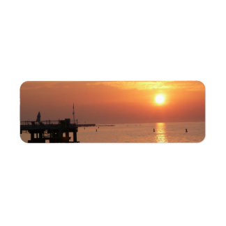 Etiquetas de endereço de retorno de sunset tropica