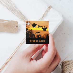 Etiquetas Para Lembrancinhas Cena Assustadora de Fantasmas e Morcegos na Noite