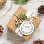 Etiquetas Para Lembrancinhas Christmas Winter Berries Wreath Custom Family Name<br><div class="desc">Etiquetas de presentes personalizadas para a época de Natal com nome de família personalizado cercado em aquarela,  com verde de inverno e bagas vermelhas.</div>