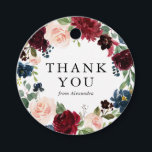 Etiquetas Para Lembrancinhas Coroa Floral de Aquarela em Borgonha e Azul Obriga<br><div class="desc">Envie amor e agradecimentos com esta etiqueta de agradecimento floral personalizável. Ela apresenta ilustrações de aquarela de guirlanda floral em borgonha, rosa e azul com sotaques de folhagem. Esta etiqueta de agradecimento de aquarela é perfeita para casamentos de outono e boho, chás de bebê, chás de noiva e muito mais....</div>