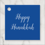 Etiquetas Para Lembrancinhas Hanukkah Elegant Script Typografia Azul<br><div class="desc">Feliz Hanukkah,  a favor de etiquetas com tipografia elegante. Com a inscrição personalizável branca,  você pode adicionar sua própria mensagem. Uma maneira adorável de desejar a seus amigos e família um Feliz Chanucá.</div>