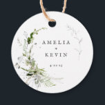 Etiquetas Para Lembrancinhas Nomes personalizados elegantes com verde terroso D<br><div class="desc">Totalmente personalizável,  este design apresenta uma elegante folhagem que enquadra seus detalhes. Perfeito para qualquer evento lindo. Esta é parte da minha coleção chamada "Folhas Terrosas". Obrigado pelo seu apoio e interesse no(s) meu(s) design(s),  e certifique-se de visitar minha loja para ver mais dos meus designs.</div>