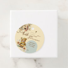 Pequenos Obrigados de Chá de fraldas do Urso estão