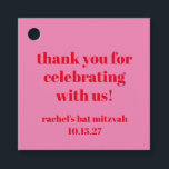 Etiquetas Para Lembrancinhas Red Modern Bat Mitzvah, Cor-de-Rosa Personalizada,<br><div class="desc">Tipografia em negrito personalizada rosa-claro e preto vermelho Bat Mitzvah agradece as etiquetas de favorecimento</div>