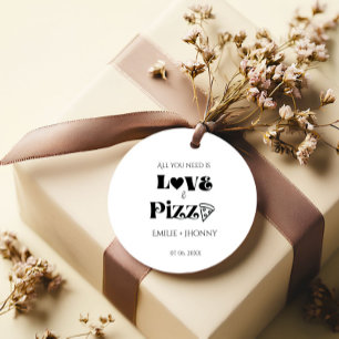 Etiquetas Para Lembrancinhas Tudo o que você precisa é amor e pizza no chá de n