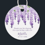 Etiquetas Para Lembrancinhas Watercolor Wisteria Obrigado | Bat Mitzvah<br><div class="desc">Este design apresenta elegantes flores de wisteria de aquarela em lavanda macia e roxo com folhas verdes em fundo branco com sua mensagem de obrigado Bat Mitzvah e a data abaixo. Personalize editando o texto nas caixas de texto. Projetado para você pelo Evco Studio www.zazzle.com/store/evcostudio #mitzvah #batmitzvah #eventplanejer #mazeltov #jewant...</div>