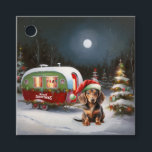 Etiquetas Para Lembrancinhas Winter Dachshund Caravan Christmas Adventure<br><div class="desc">Adotar a magia de uma noite de inverno nevada enquanto uma caravana desliza graciosamente através da paisagem iluminada pela lua. A beleza serena da neve escutadora e o brilho encantador da lua criam uma cena cativante,  prometendo uma aventura inesquecível de Natal cheia de calor,  alegria e memórias queridas.</div>