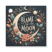 Witchy Floral Culpa-O No Favor Da Lua Dando Etique