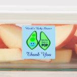Etiquetas Pronto para Pop Baby Boy Blue Pea Chá de fraldas P<br><div class="desc">Este incrível conjunto de etiquetas de comida é ideal para favores de Chá de fraldas. A design apresenta uma imagem gráfica de uma vagem verde de ervilha contendo 2 ervilhas verdes e uma ervilha azul grande. A grande ervilha azul tem um rosto bonito com olhos e boca. Do outro lado...</div>