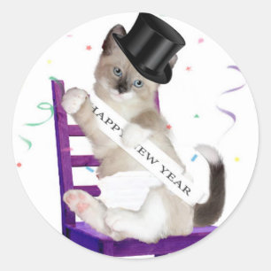 Etiquetas redondas clássicas do gatinho de ano