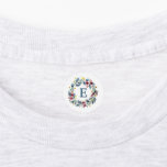 Etiquetas Rótulo de Vestuário Rosa de Cinza Monograma com Mo<br><div class="desc">Etiquetas de roupa de monograma com estrutura floral em cinza,  azul,  amarelo e rosa em fundo branco.</div>