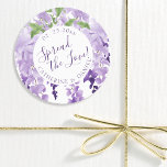 Etiquetas Watercolor Wisteria Wedad Espalhando O Script Love<br><div class="desc">Watercolor Wisteria Wedding Spread The Love Script Favor Tags apresenta flores elegantes de wisteria de cor d'água em lavanda macia e roxo com folhas verdes em um fundo branco com sua mensagem de obrigado de casamento e a data abaixo. Ao contrário, há um lilás macio. Personalize editando o texto nas...</div>