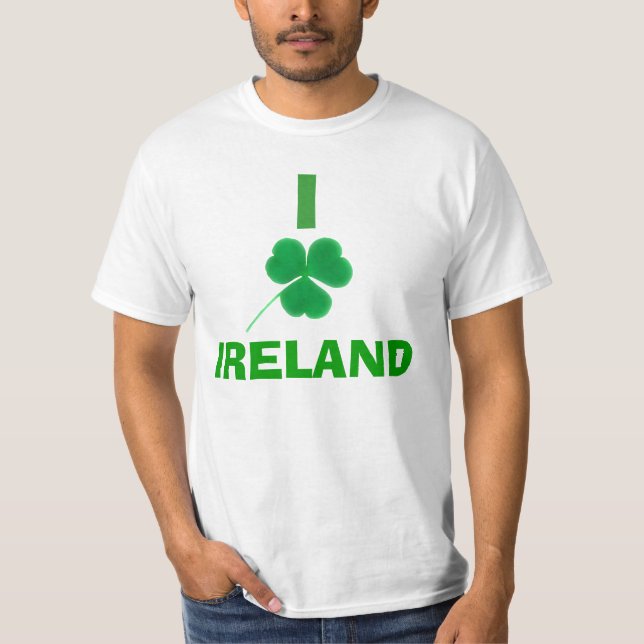 Eu amo a camisa de Ireland T do trevo (Frente)