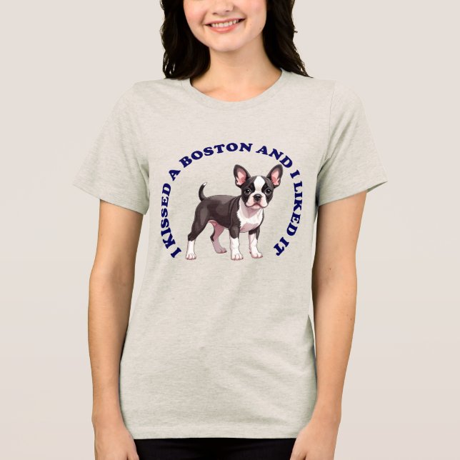 Eu beijei um cachorrinho Boston Terrier (Frente)