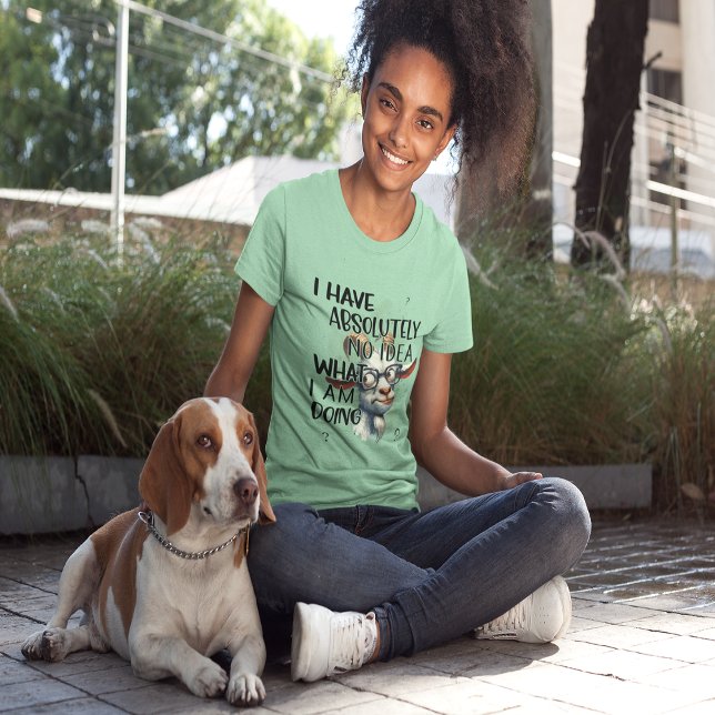 Eu Não Tenho Ideia De Cabra (I Have No Idea Goat Tri-Blend Shirt)