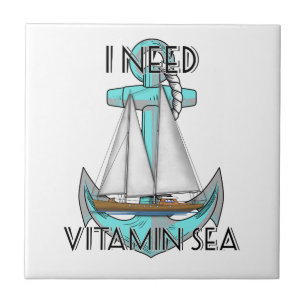 Eu preciso o veleiro náutico do mar da vitamina
