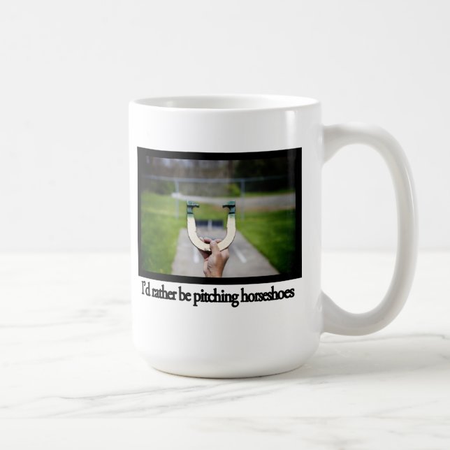 Eu preferencialmente estaria lançando a caneca das (Direita)