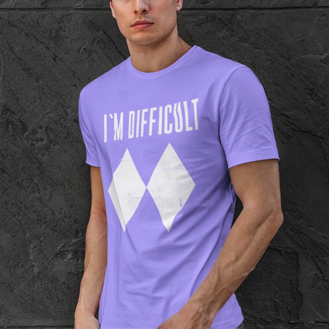 Eu sou difícil de esquiar Pai de gabo Aniversário  (Ski Gag Im Difficult Lilac Mens T-Shirt)