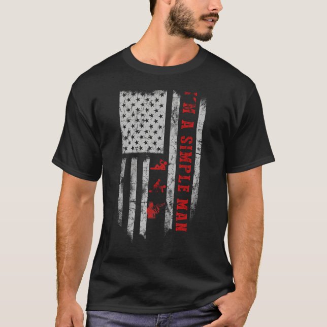 Eu sou um homem simples bebendo Camiseta de trompe (Frente)