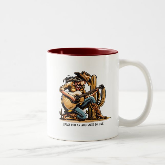 Eu toco para uma plateia de uma caneca (Direita)