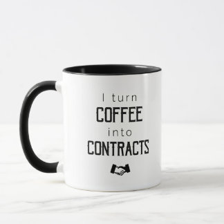 Eu transformo o café em contratos - caneca do