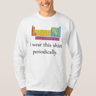 Eu visto esta camisa periòdicamente
