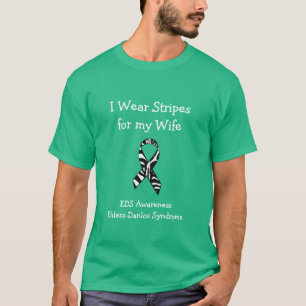 Eu visto listras para minha camisa da consciência