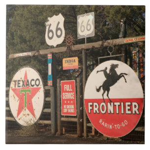 EUA, Arizona, Sedona: Placas de Publicidade Antiga