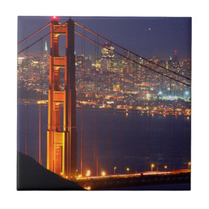 EUA, Califórnia. Ponte Golden Gate à Noite