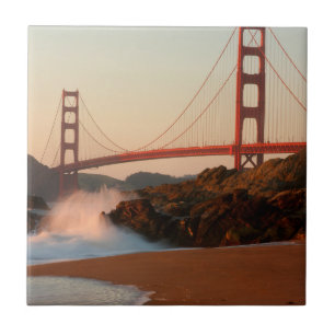 EUA, Califórnia. Vista da Ponte Golden Gate