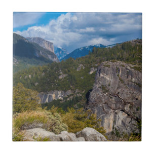 EUA, Califórnia. Vista do Vale de Yosemite 2